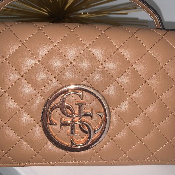 Guess bag - Picture 2 of 6